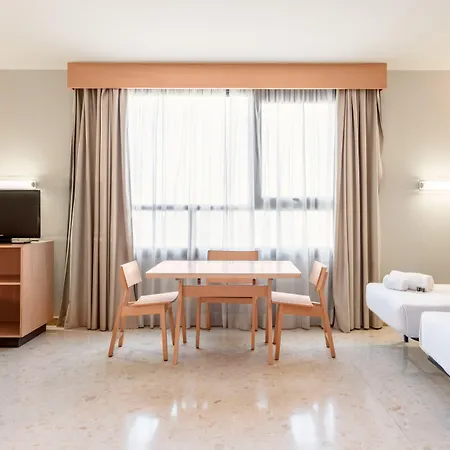 Exe Campus San Mames 3* Leon