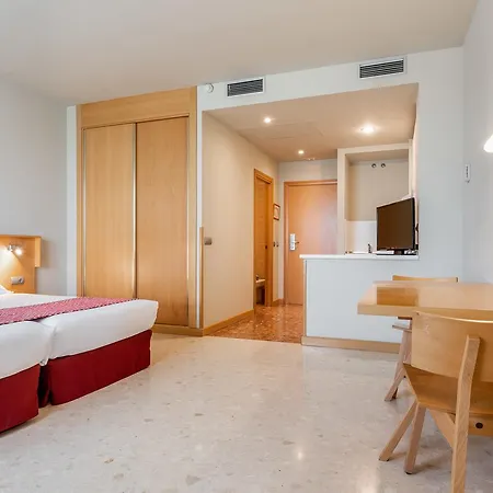 Exe Campus San Mamés 3* León