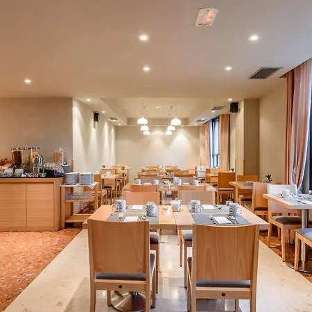 Exe Campus San Mames Hotel Leon