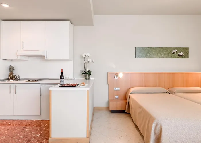 Exe Campus San Mames 3*