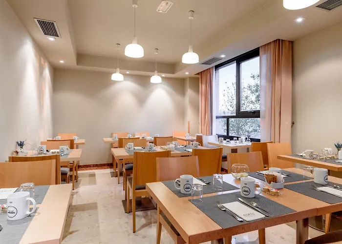 Exe Campus San Mames Hotel 3*