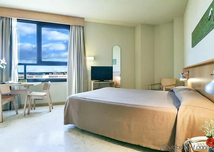 Exe Campus San Mamés 3*