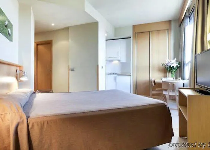 Exe Campus San Mames Hotel 3*